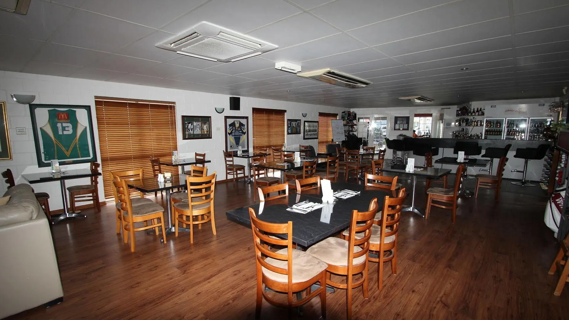 Colonial Rose Motel Townsville 3*,